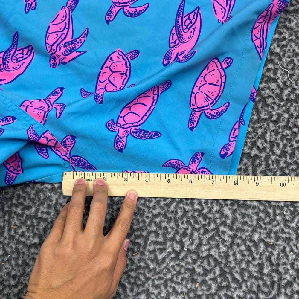 Chubbies Shorts Men 28 Blue Pink Sea Turtle Print Swim Trunks Board